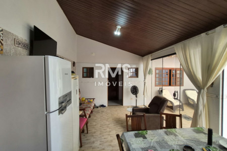 Casa à venda com 3 suítes no condomínio Granja Olga II, Sorocaba - SP