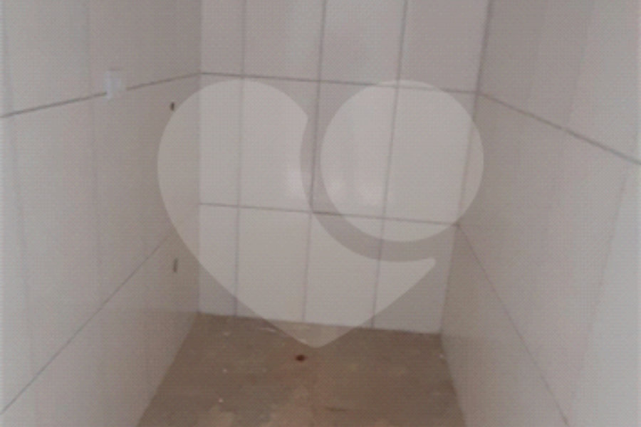 Sobrado à venda com 3 quartos, sendo 1 suíte, em Serra da Cantareira, Mairiporã, SP
