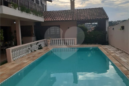 Casa com 4 dorms, Jardim Paulista, Atibaia
