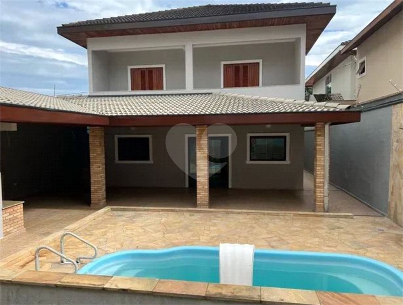 CASA A VENDA 420M², 5 DORMITORIOS, 4 BANHEIROS, 2 VAGAS, BAIRRO JARDIM PARAISO- SÃO JOSÉ DOS CAMPOS/