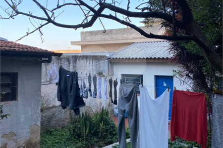 Casa à venda com 3 quartos, sendo 1 suíte, em Indianópolis, São Paulo, SP