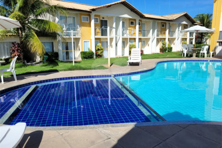 Apartamento à venda com 1 suíte em Taperapuan, Porto Seguro, BA