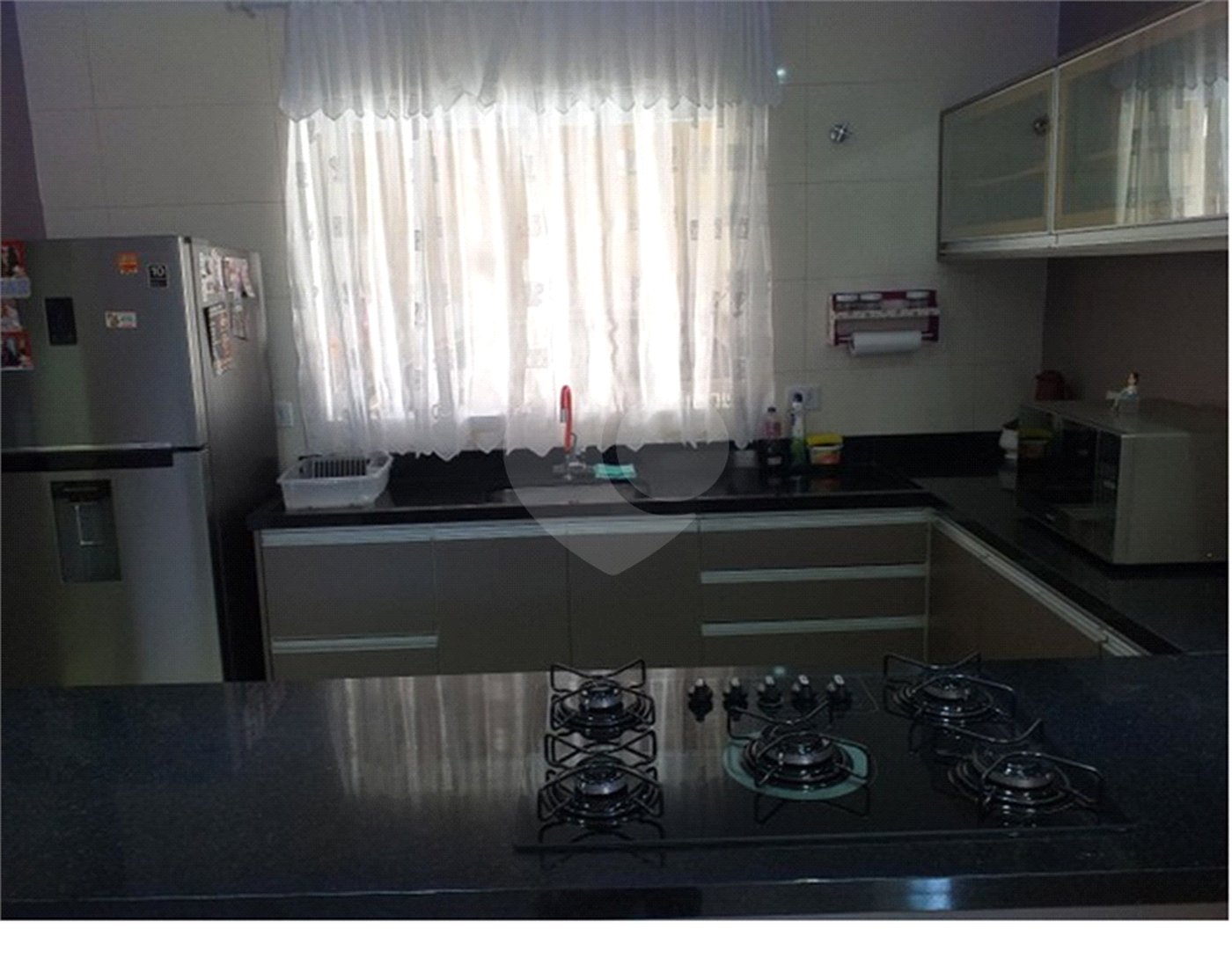 Casa à venda com 3 quartos, sendo 1 suíte, no condomínio Mirante da Mantiqueira, Mairiporã - SP