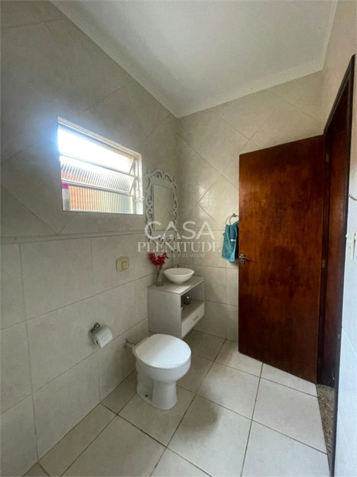 Sobrado à venda com 2 quartos em Vila Eros, Sorocaba, SP