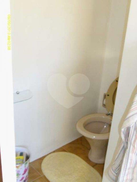 Sobrado à venda com 4 quartos, sendo 2 suítes, em Jardim Peri Peri, São Paulo, SP
