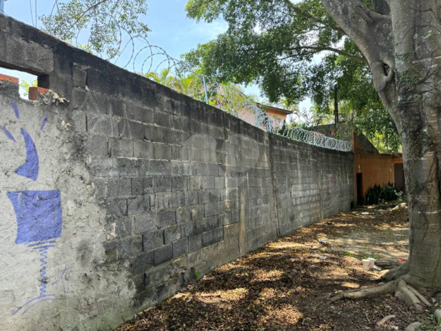 Terreno à venda em Interlagos, São Paulo, SP