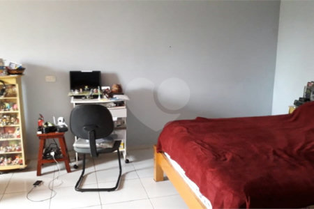 Casa à venda com 3 quartos, sendo 1 suíte, no condomínio Ibiti do Paço, Sorocaba - SP