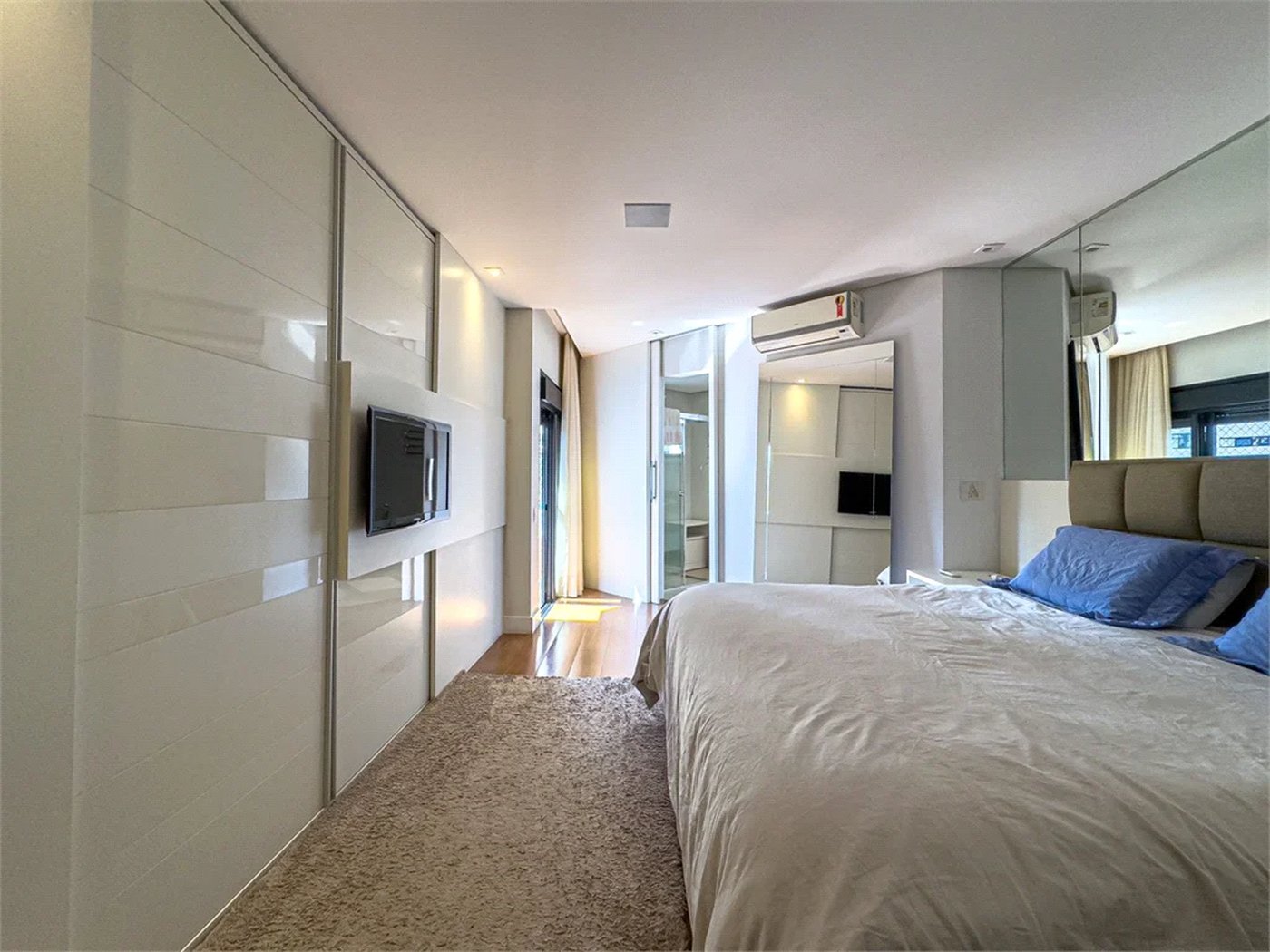 Apartamento à venda com 3 suítes em Sumarezinho, São Paulo, SP