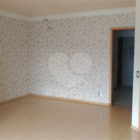 Apartamento à venda com 3 quartos, sendo 1 suíte, em Santo Amaro, São Paulo, SP