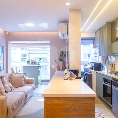 Apartamento à venda com 2 quartos, sendo 1 suíte,  em Jardim das Acácias, São Paulo, SP