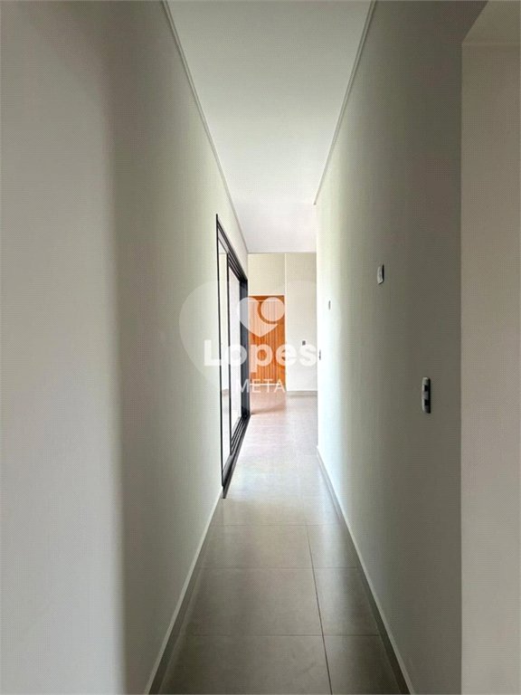 Casa à venda com 3 quartos, sendo 1 suíte,  no condomínio Terras do Vale, Caçapava - SP
