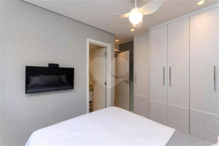 Apartamento à venda com 3 quartos, sendo 2 suítes, em Água Branca, São Paulo, SP
