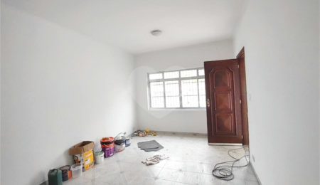 Sobrado à venda com 3 quartos, sendo 1 suíte,  em Vila Pedra Branca, São Paulo, SP