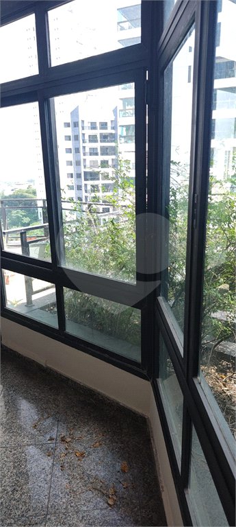 Duplex à venda com 3 suítes em Vila Suzana, São Paulo, SP