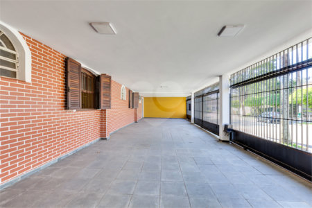 Casa à venda com 4 quartos, sendo 2 suítes, em City Campo Grande, São Paulo, SP