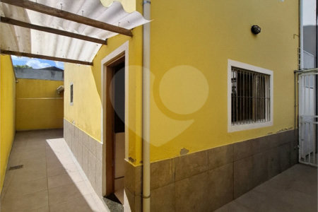 Casa à venda com 2 quartos, sendo 1 suíte, no condomínio Residencial Mirage, Mogi das Cruzes - SP