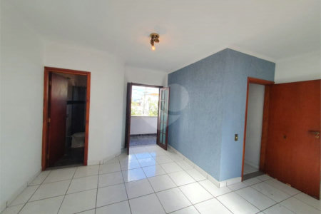 Casa à venda com 3 quartos, sendo 2 suítes, em Vila Independência, Sorocaba, SP