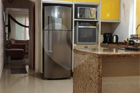 Sobrado à venda com 3 quartos, sendo 1 suíte,  em Vila Nova Cintra, Mogi das Cruzes, SP