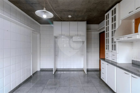 Apartamento à venda com 4 quartos, sendo 2 suítes, em Paraíso do Morumbi, São Paulo, SP