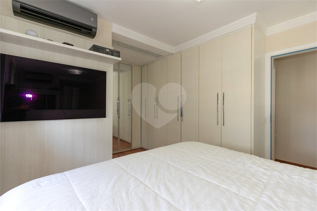 Apartamento à venda com 4 quartos, sendo 3 suítes,  em Vila Romana, São Paulo, SP