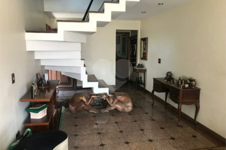 Sobrado à venda com 3 quartos, sendo 1 suíte, em Jardim São Paulo(zona Norte), São Paulo, SP