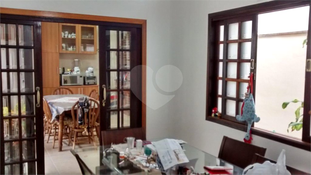 Casa à venda com 2 quartos em Vila Suissa, Mogi das Cruzes, SP