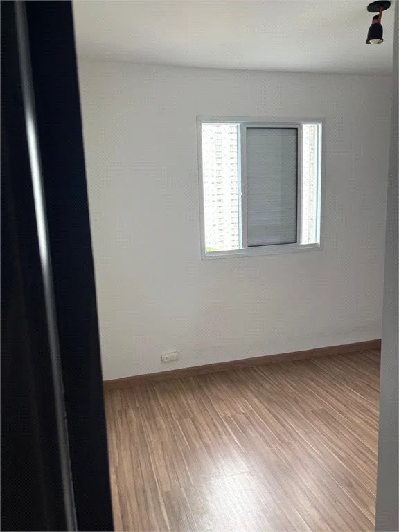 Apartamento à venda com 3 quartos, sendo 1 suíte,  em Jaguaré, São Paulo, SP