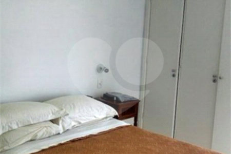 Apartamento à venda com 3 quartos em Pitangueiras, Guarujá, SP