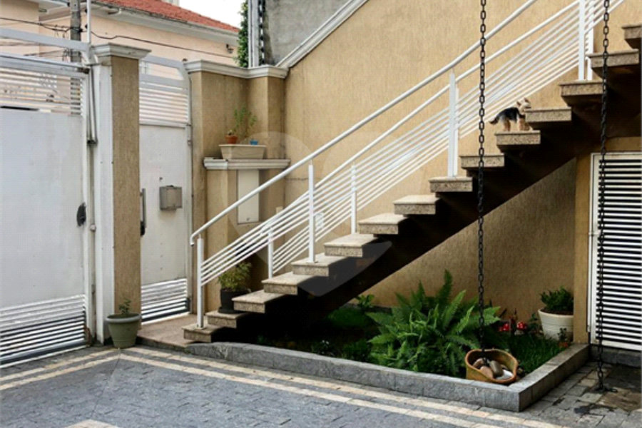 Sobrado à venda com 3 suítes em Santana, São Paulo, SP