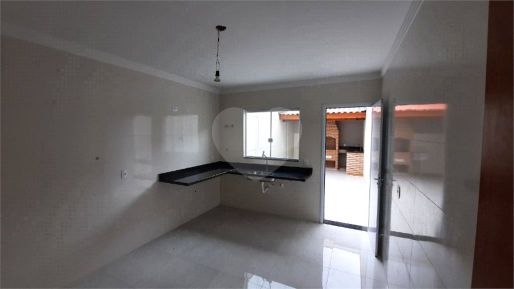 Casa à venda com 3 suítes no condomínio Residencial Gaya, São Paulo - SP
