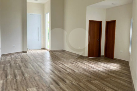 Casa à venda com 3 suítes no condomínio Palmeiras Imperiais, Salto - SP