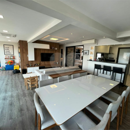 Apartamento à venda com 3 suítes em Campo Belo, São Paulo, SP