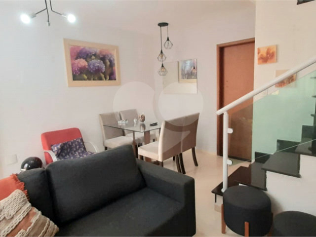 Casa à venda com 2 suítes no condomínio Alto da Serra, São Paulo - SP