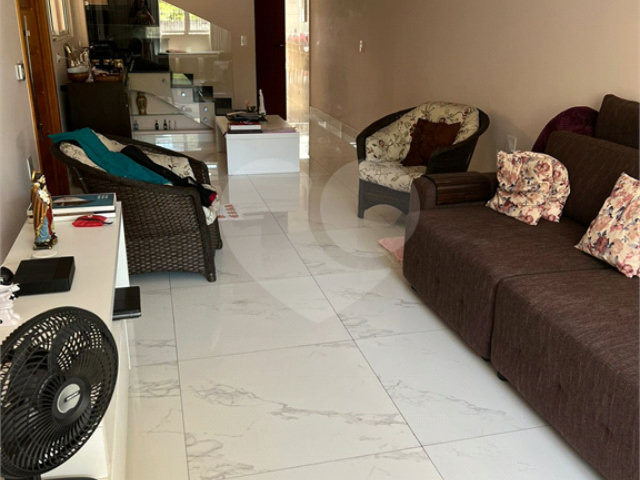Sobrado à venda com 3 quartos, sendo 1 suíte,  em Vila Mascote, São Paulo, SP