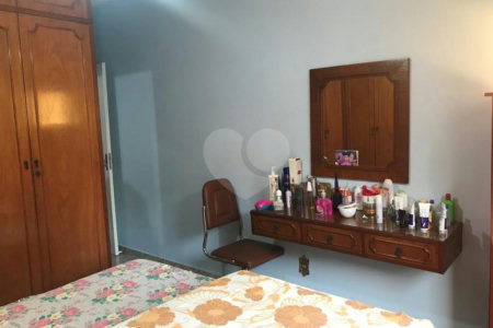 Sobrado à venda com 3 quartos, sendo 1 suíte, em Santa Teresinha, São Paulo, SP