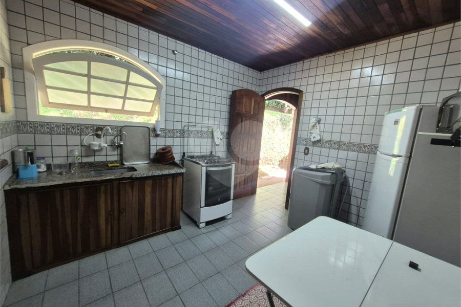 Casa Térrea à venda com 3 quartos, sendo 1 suíte,  em Serra da Cantareira, Mairiporã, SP