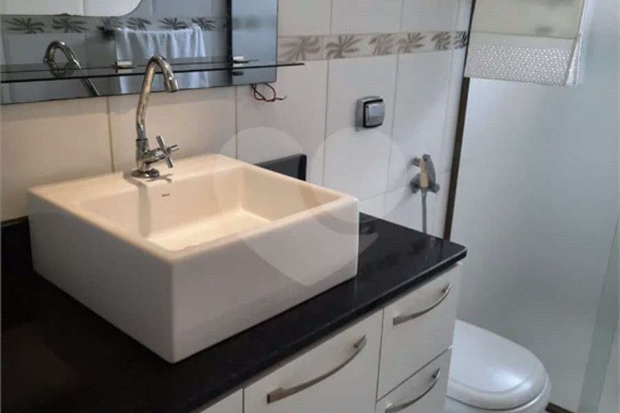 Casa à venda com 5 quartos, sendo 2 suítes, em Vila Nova Cachoeirinha, São Paulo, SP