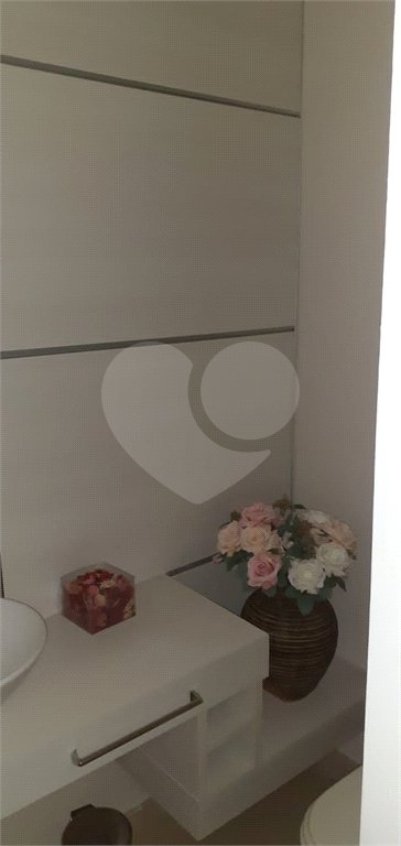 Apartamento à venda com 4 quartos, sendo 2 suítes,  em Vila Oliveira, Mogi das Cruzes, SP