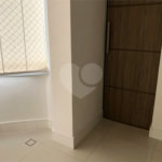 Lindo Apartamento com Varanda integrada