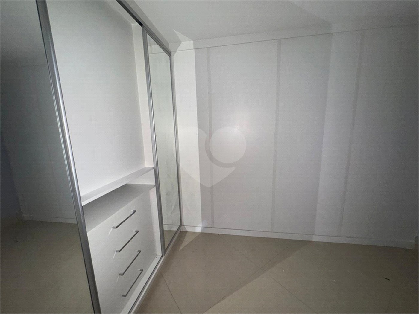Triplex à venda ou para alugar com 3 quartos, sendo 1 suíte, em Santana, São Paulo, SP