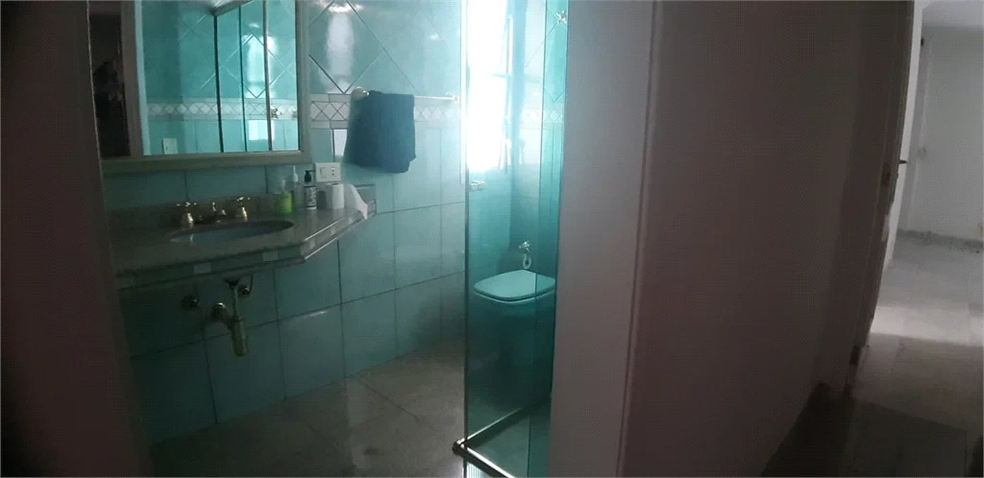 Apartamento à venda com 3 quartos, sendo 1 suíte, em Pinheiros, São Paulo, SP
