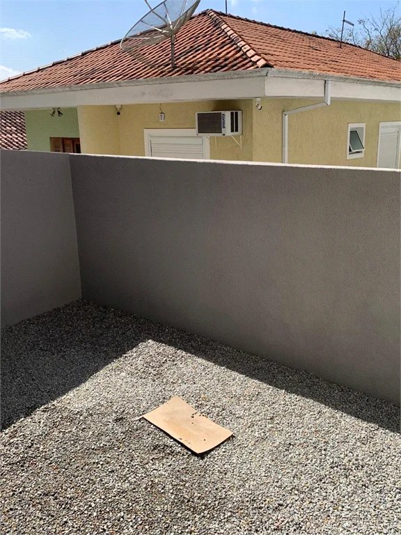 Casa à venda com 3 quartos, sendo 1 suíte,  no condomínio Villa D'este, Cotia - SP