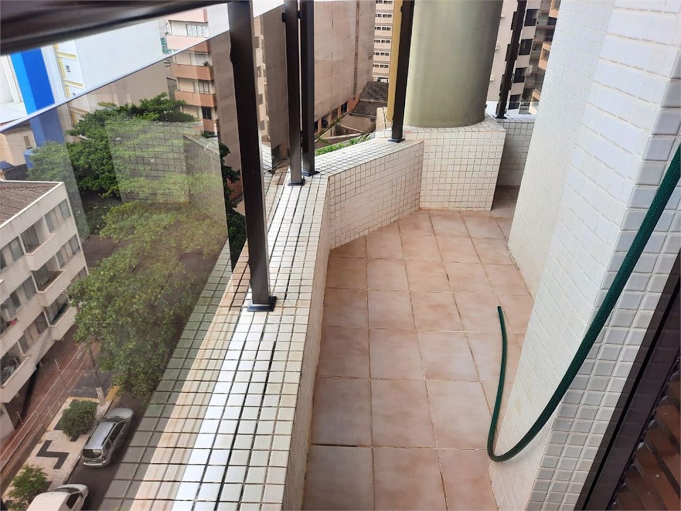 Apartamento à venda, 108 m² por R$ 690.000,00 - Vila Alzira - Guarujá/SP