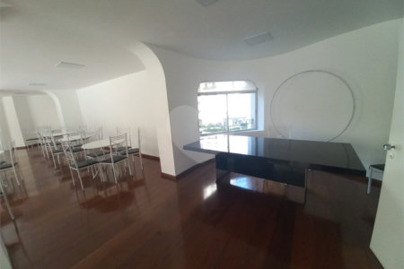 Apartamento à venda com 3 quartos, sendo 1 suíte, em Vila Andrade, São Paulo, SP