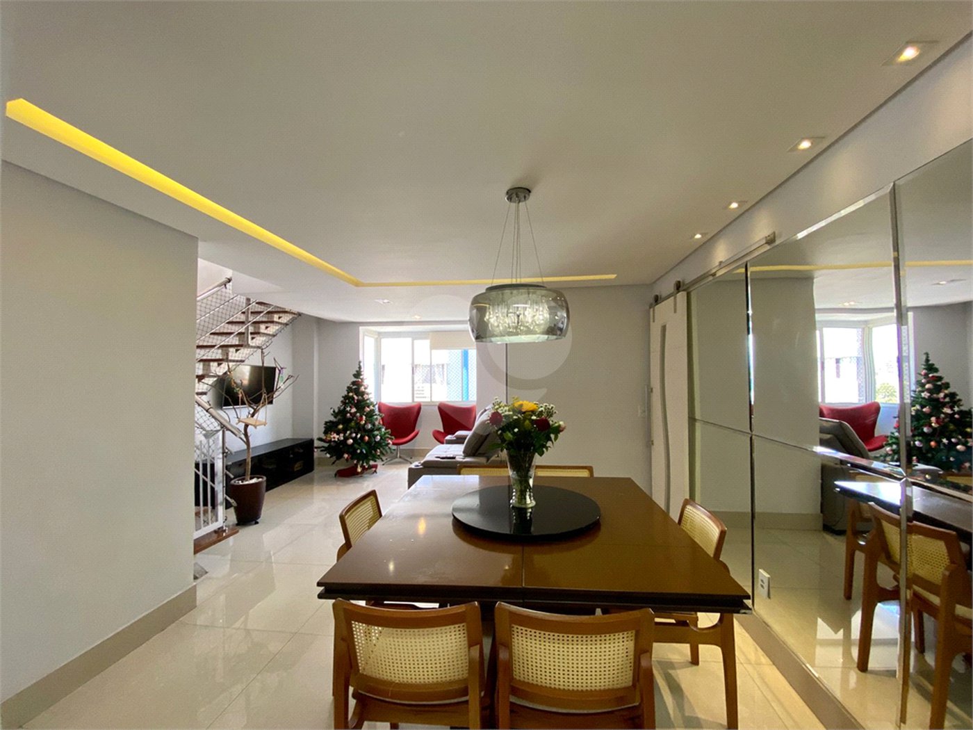 Cobertura à venda com 2 quartos, sendo 1 suíte, em Vila Mariana, São Paulo, SP
