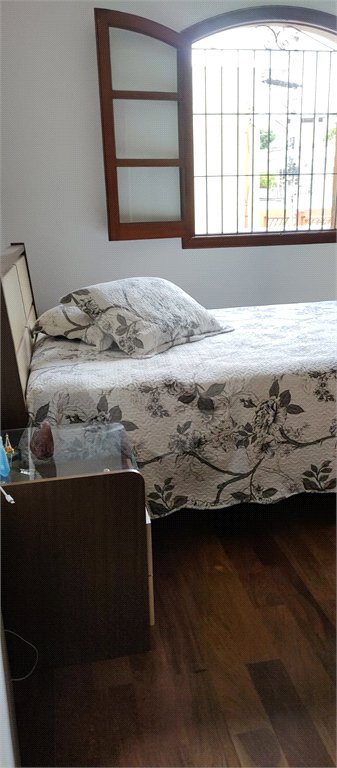 Casa Térrea à venda com 3 quartos, sendo 2 suítes, em Horto, São Paulo, SP