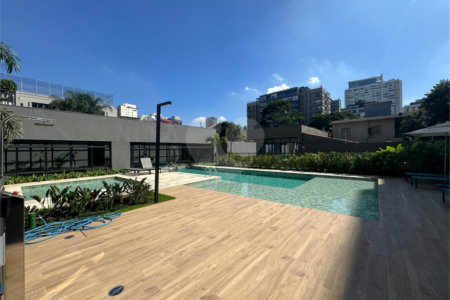 Apartamento à venda com 3 suítes em Brooklin Paulista, São Paulo, SP