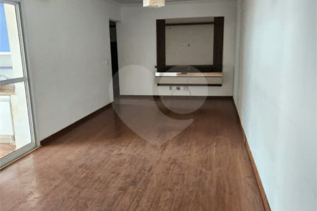 Apartamento à venda com 3 quartos, sendo 1 suíte, em Jardim dos Manacás, Araraquara, SP