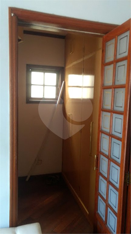 Sobrado à venda com 4 quartos, sendo 2 suítes, em Tremembé, São Paulo, SP