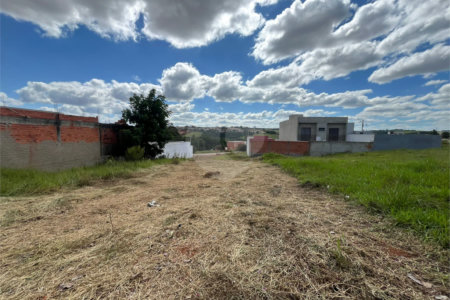 Terreno à venda em Portal dos Pinheiros Ii, Itapetininga, SP